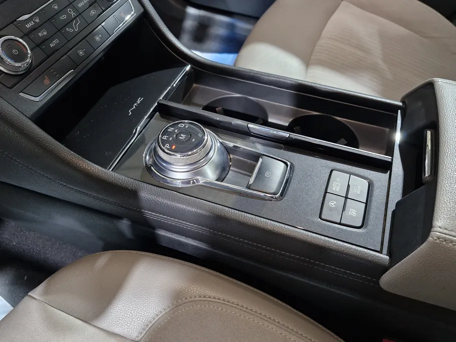 فورد تورس ترند 2021 