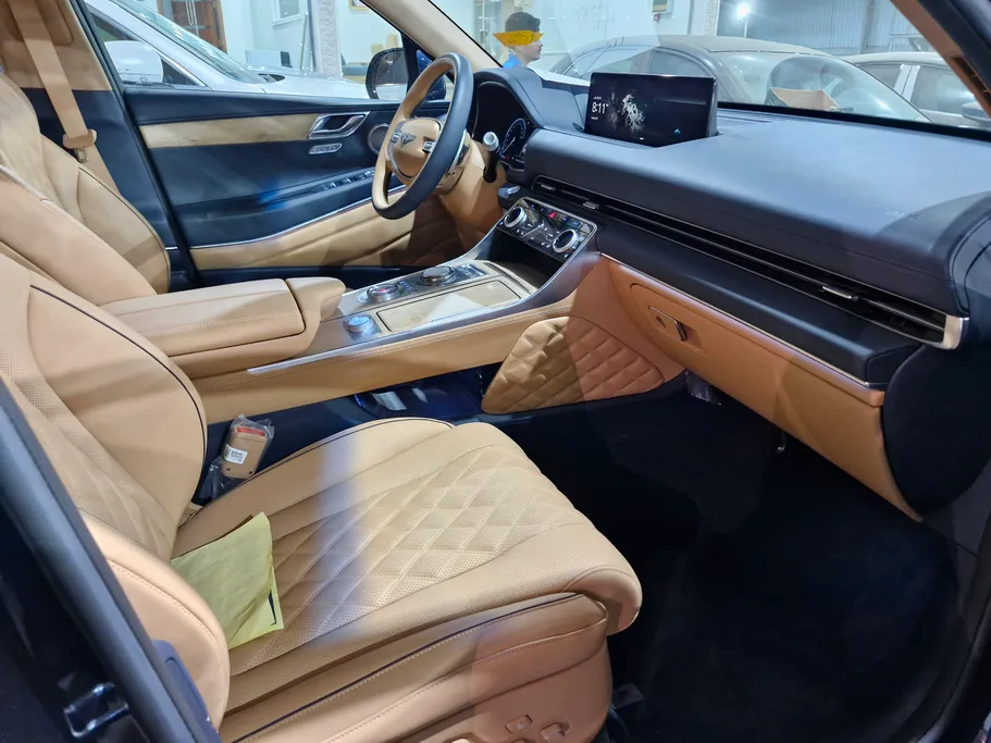 2023 Genesis GV80 Royal 