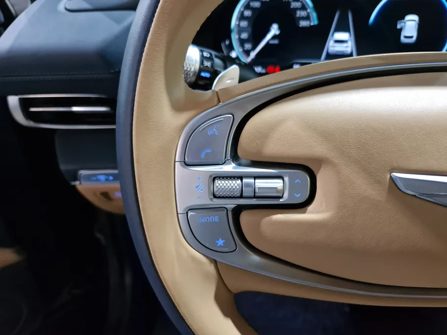 2023 Genesis GV80 Royal 