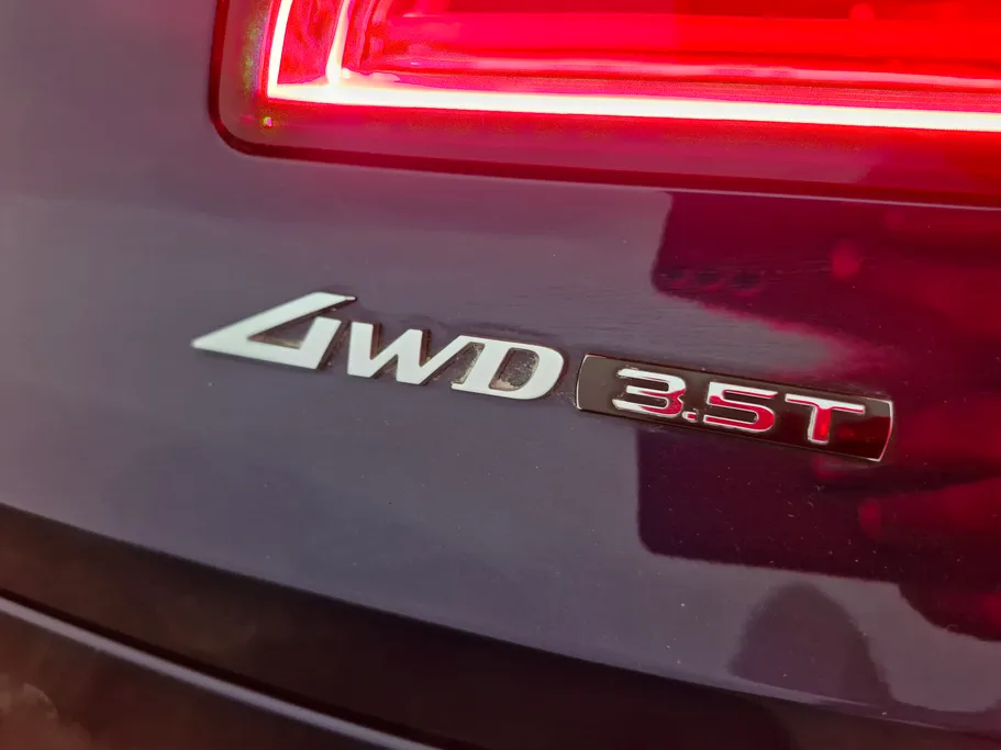 2023 Genesis GV80 Royal 