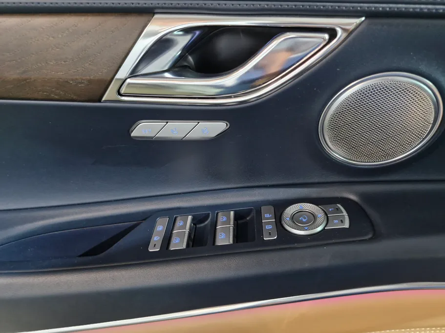 جينيسيس GV80 Royal 2022 