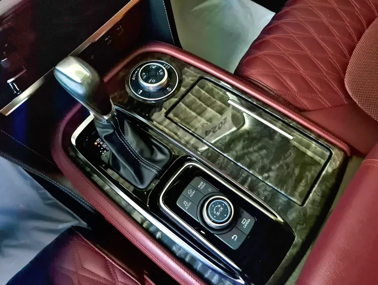 2024 Nissan Patrol Platinum 