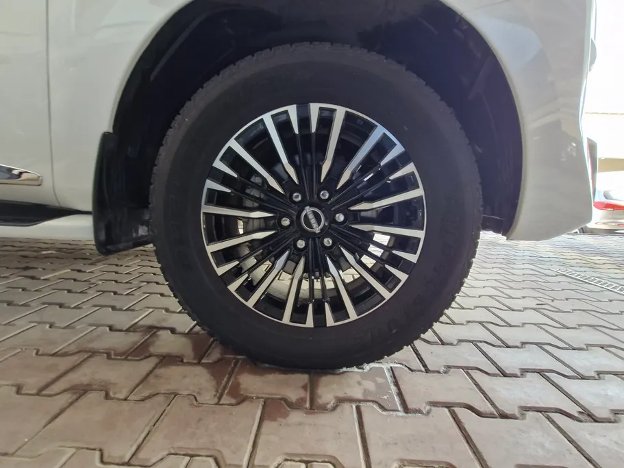 2024 Nissan Patrol Platinum 