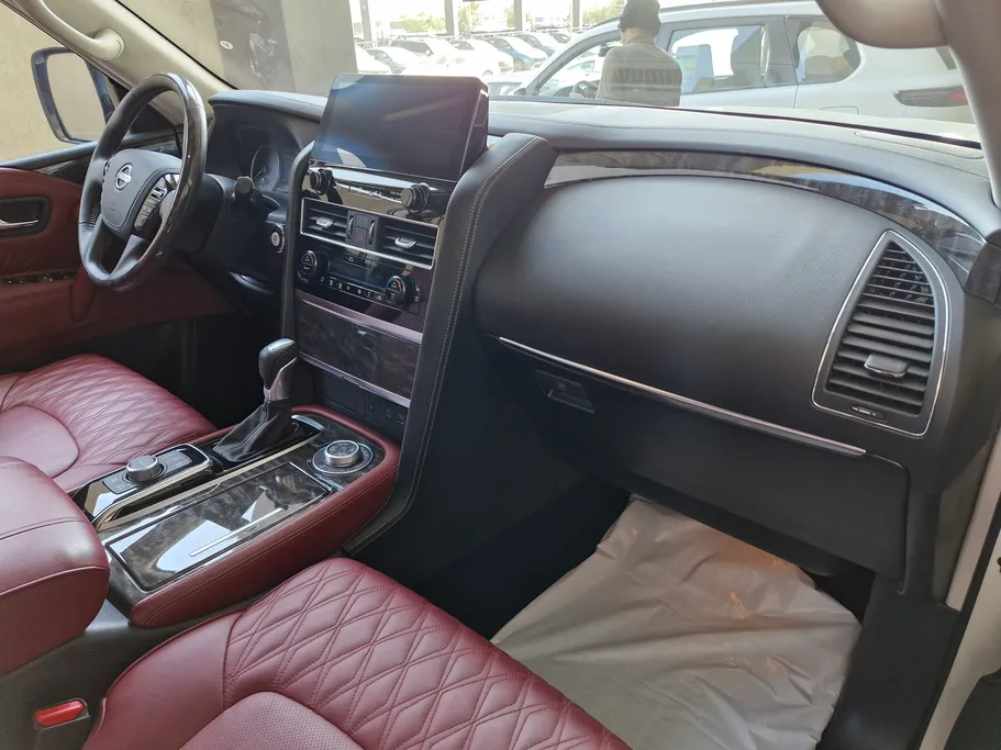 2024 Nissan Patrol Platinum 