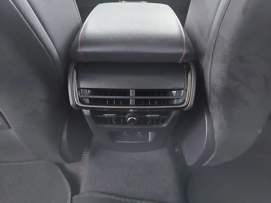 2023 Ford Taurus Trend 