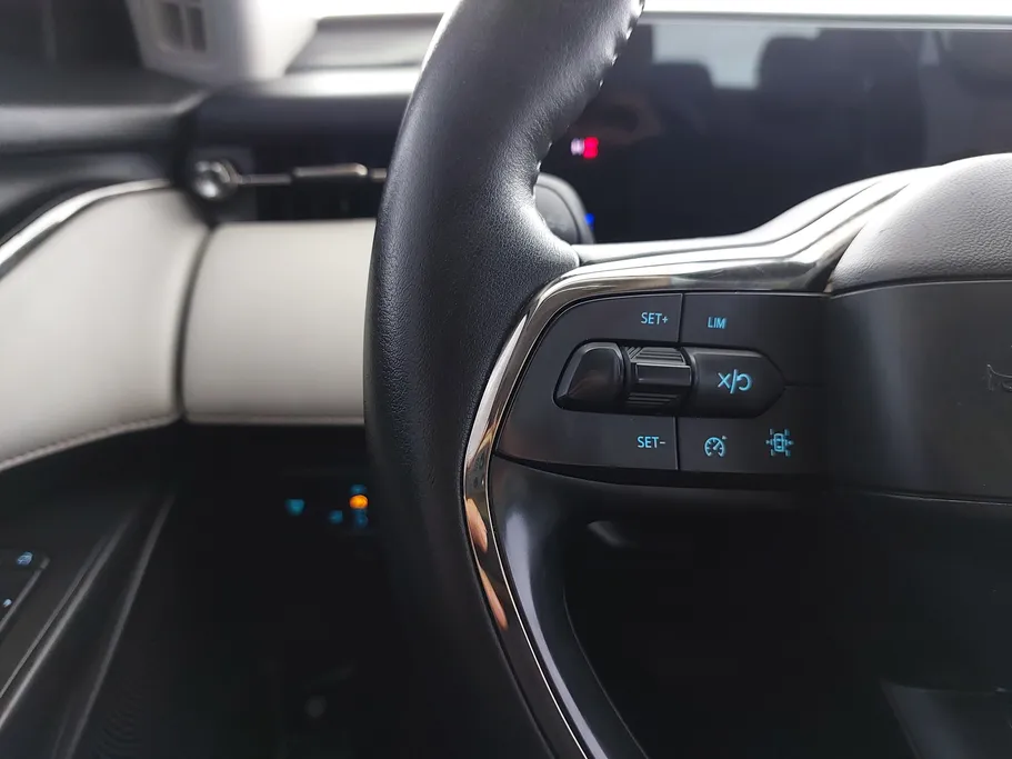 2023 Ford Taurus Trend 