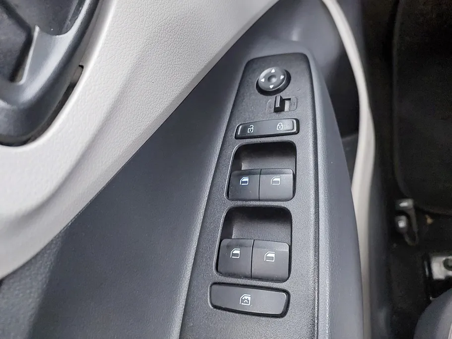 هيونداي Grand i10 فلييت 2024 