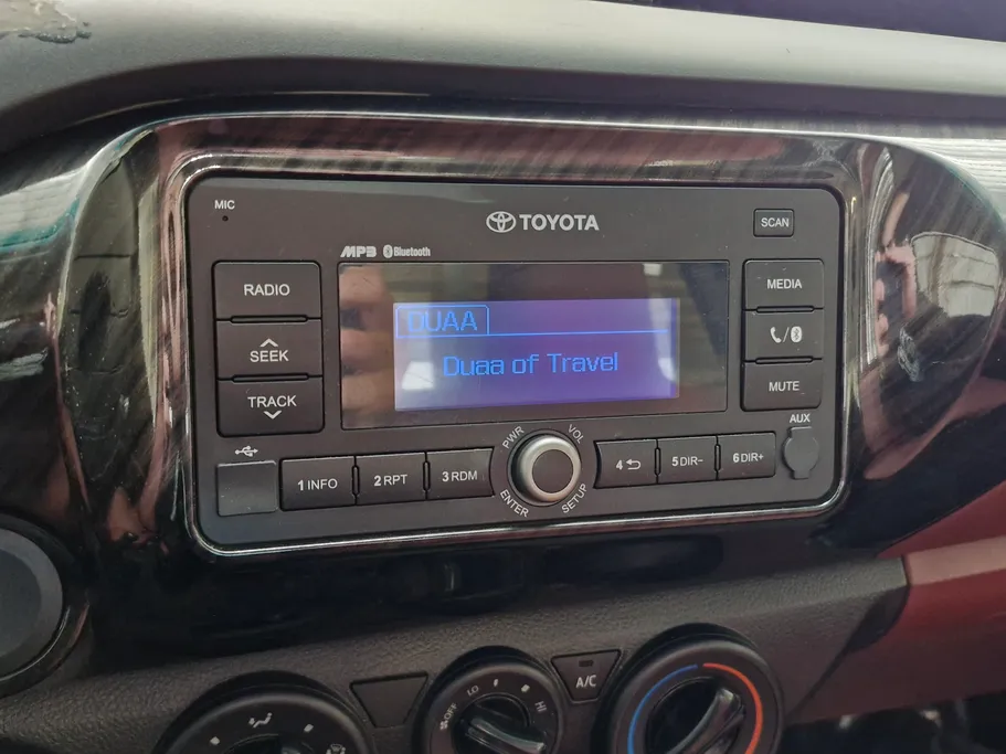 2022 Toyota Hilux GLX 