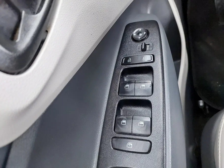 هيونداي Grand i10 فلييت 2024 