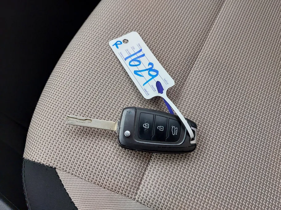 هيونداي اكسنت سمارت 2023 