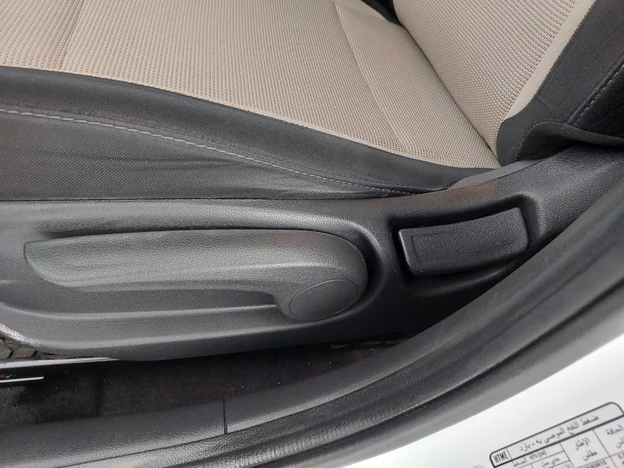 هيونداي اكسنت سمارت 2023 