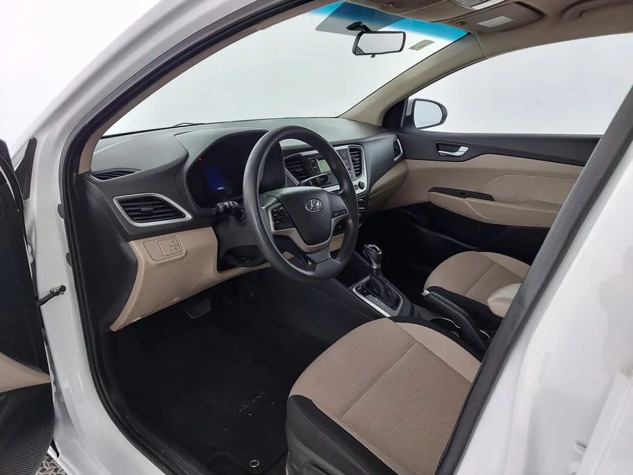 هيونداي اكسنت سمارت 2023 