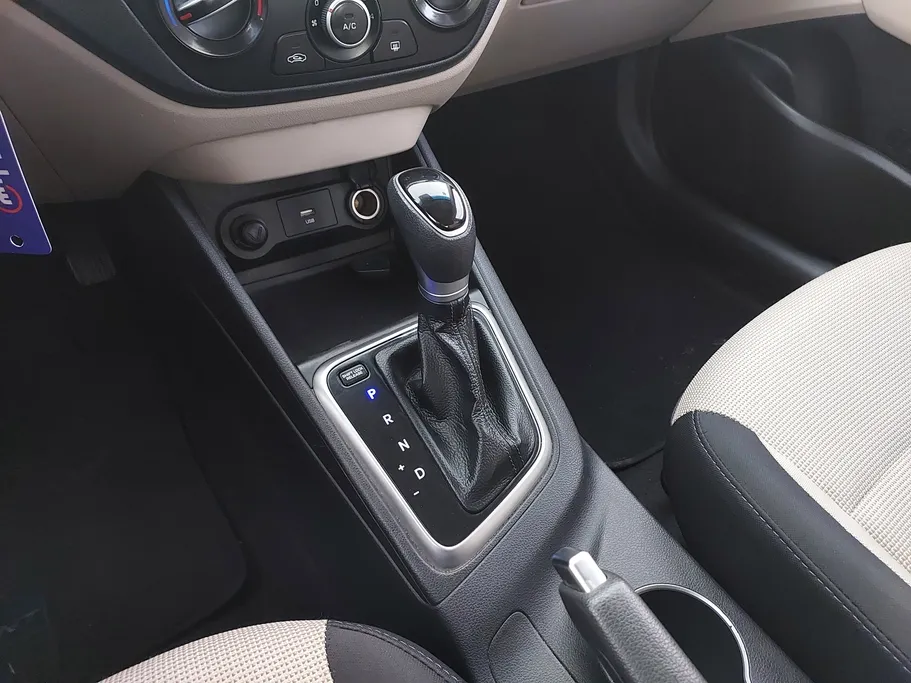 هيونداي اكسنت سمارت 2023 