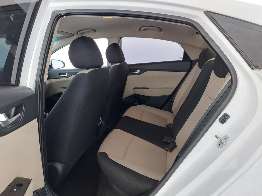 هيونداي اكسنت سمارت 2023 