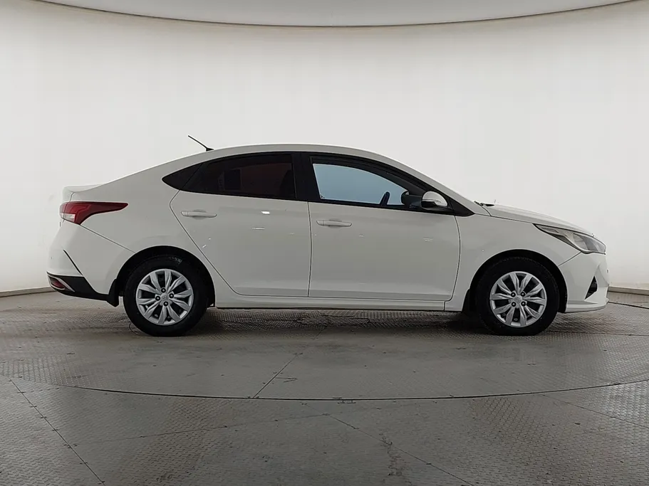 هيونداي اكسنت سمارت 2023 