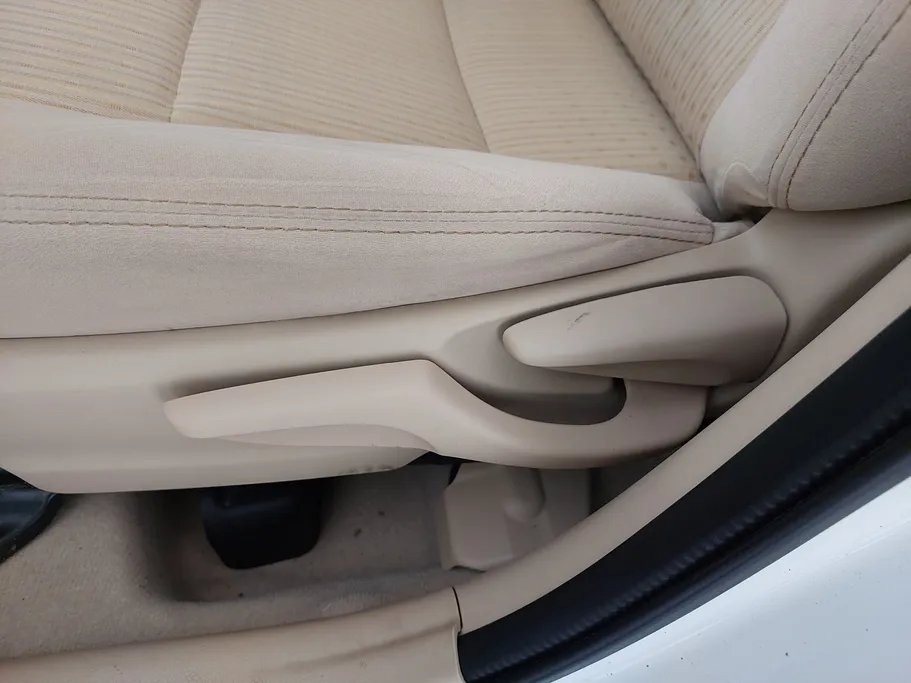 تويوتا يارس Y 2019 