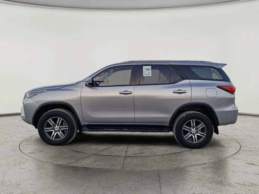 2021 Toyota Fortuner GX 