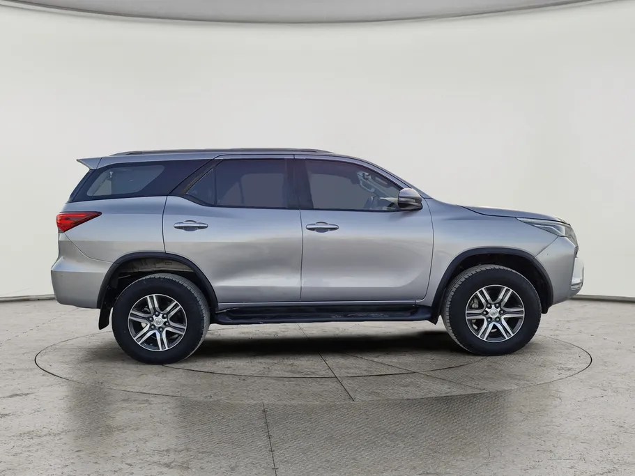 2021 Toyota Fortuner GX 
