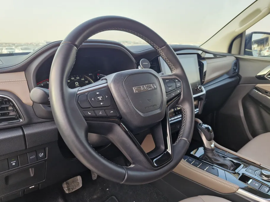 ايسوزو MUX Full 2025 