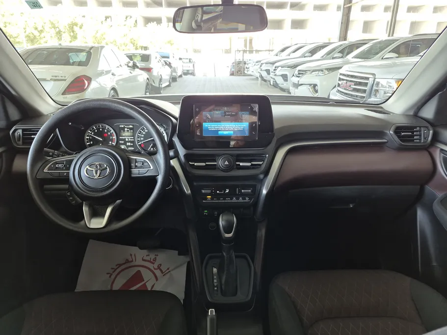 2024 Toyota Urban Cruiser GL 