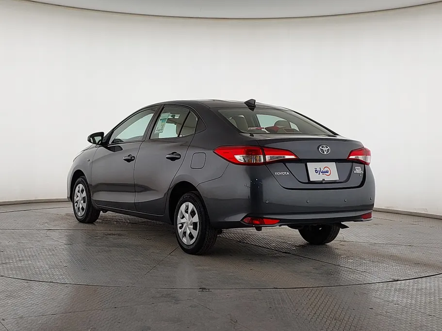 2022 Toyota Yaris  Y 