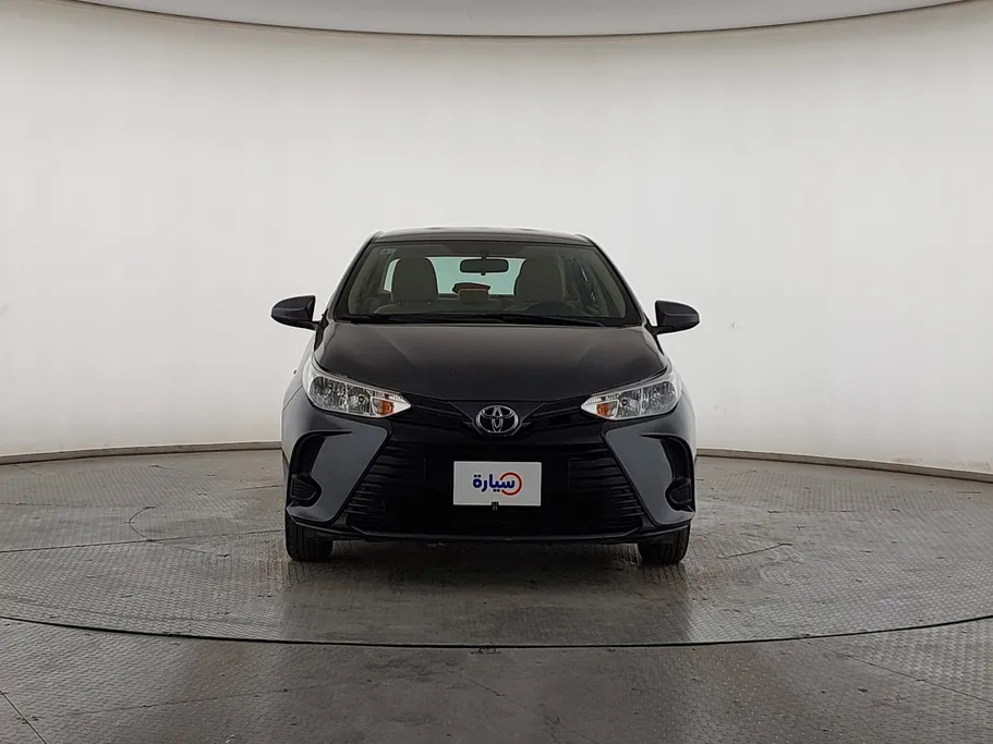 2022 Toyota Yaris  Y 
