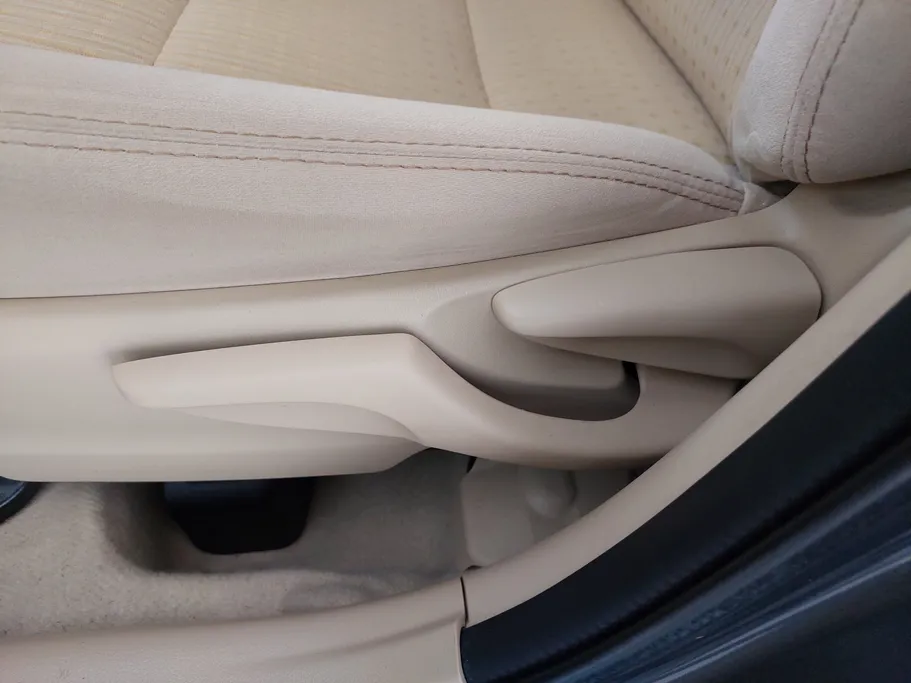 2022 Toyota Yaris  Y 