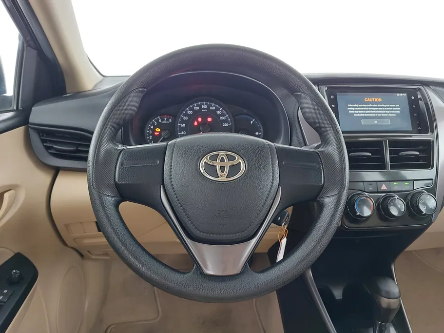 2022 Toyota Yaris  Y 