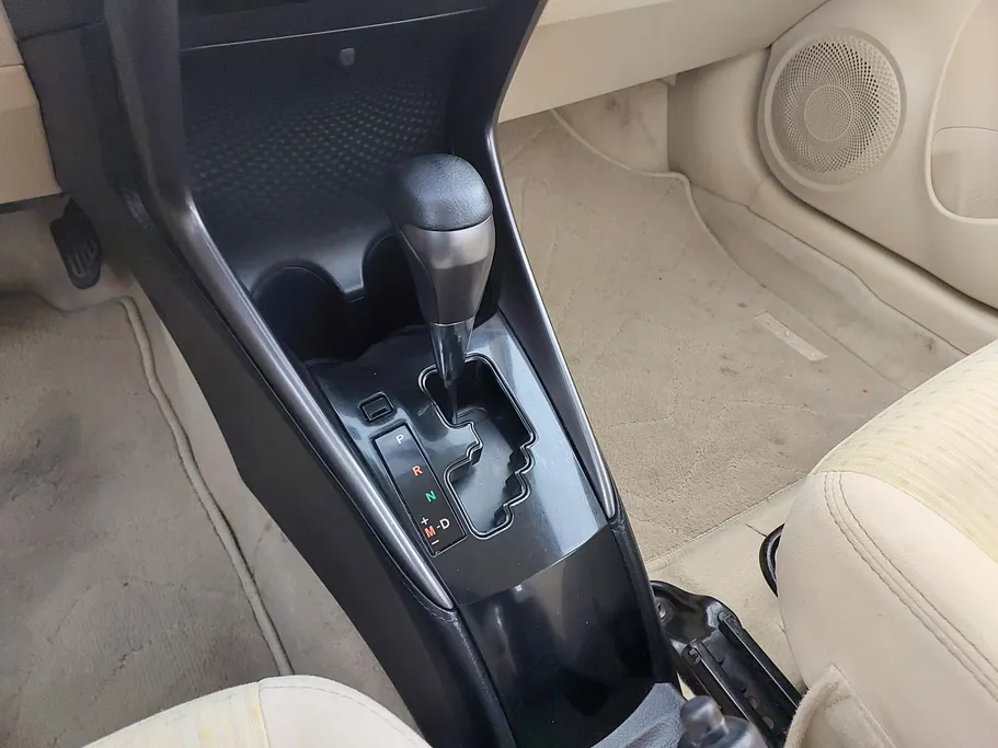 2022 Toyota Yaris  Y 