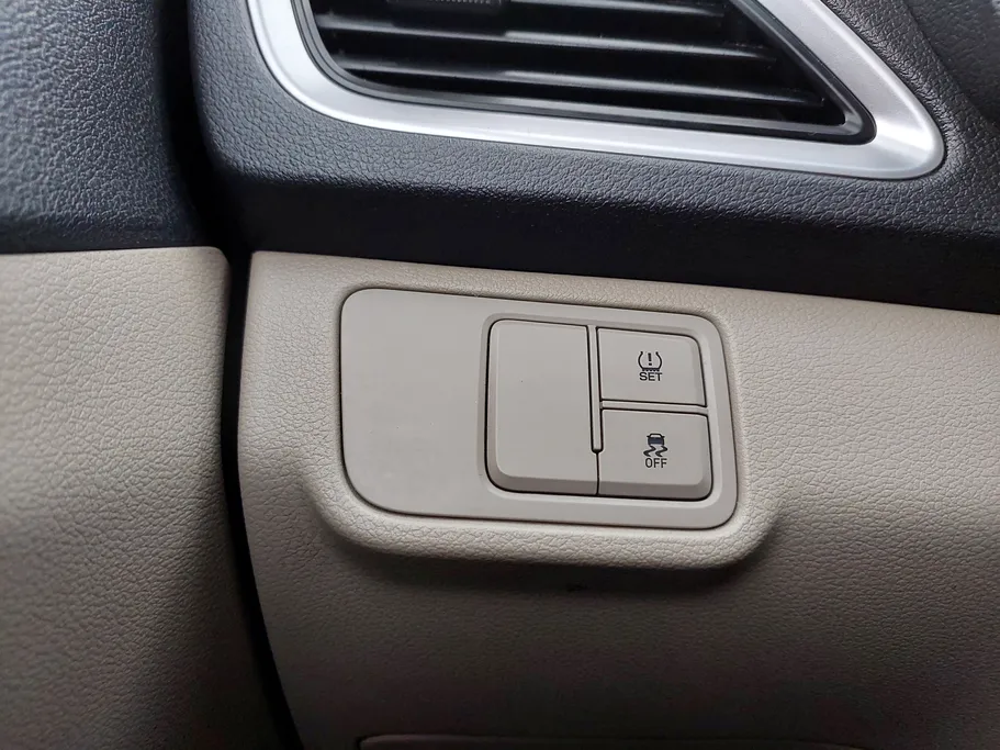 2022 Hyundai Accent Smart 