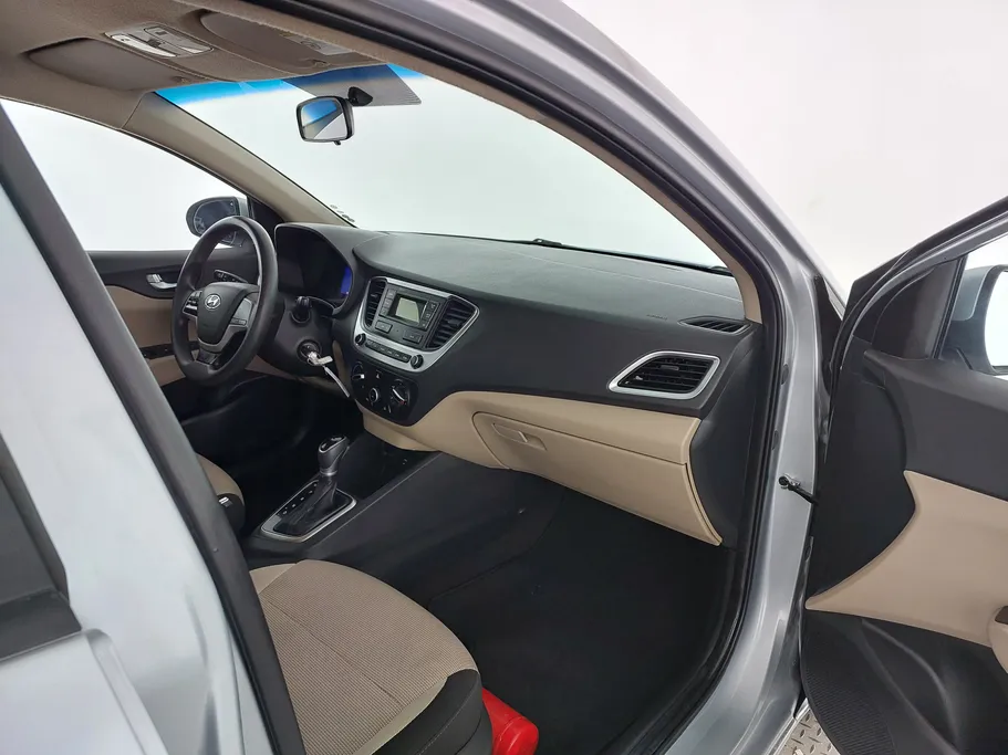 2022 Hyundai Accent Smart 