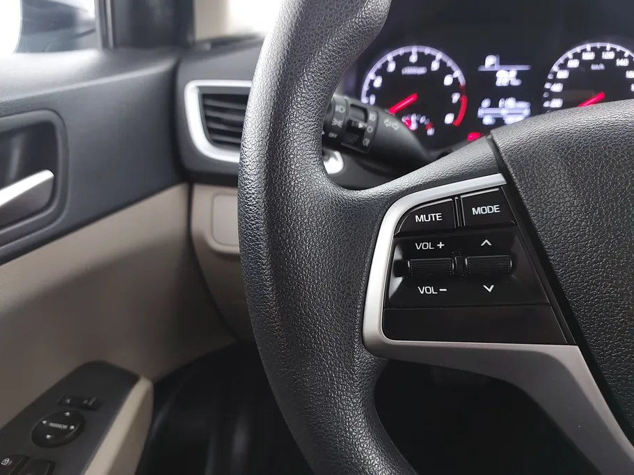 2022 Hyundai Accent Smart 