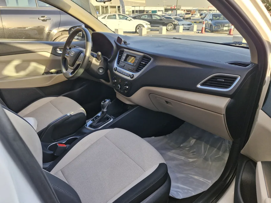 2022 Hyundai Accent Smart 