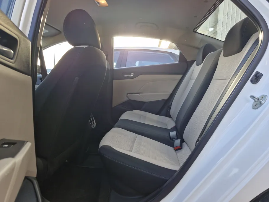 2022 Hyundai Accent Smart 