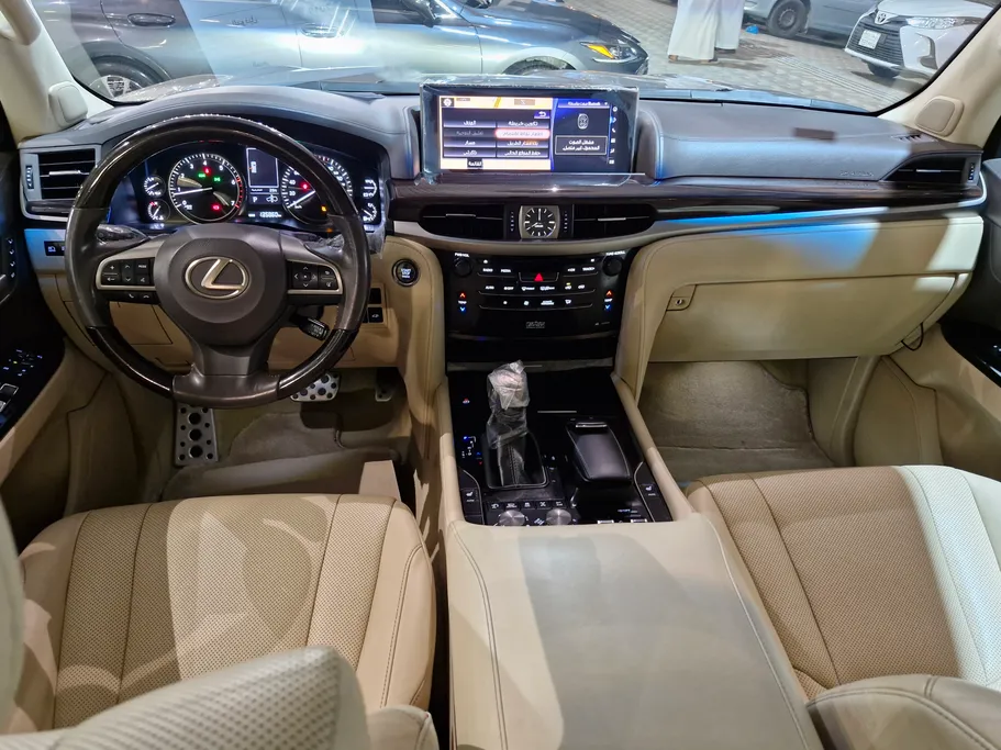 لكزس LX 570 S 2019 
