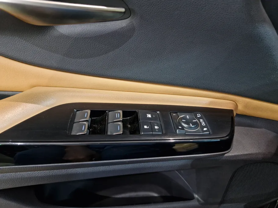 لكزس ES 300 AH Hybrid  2022 