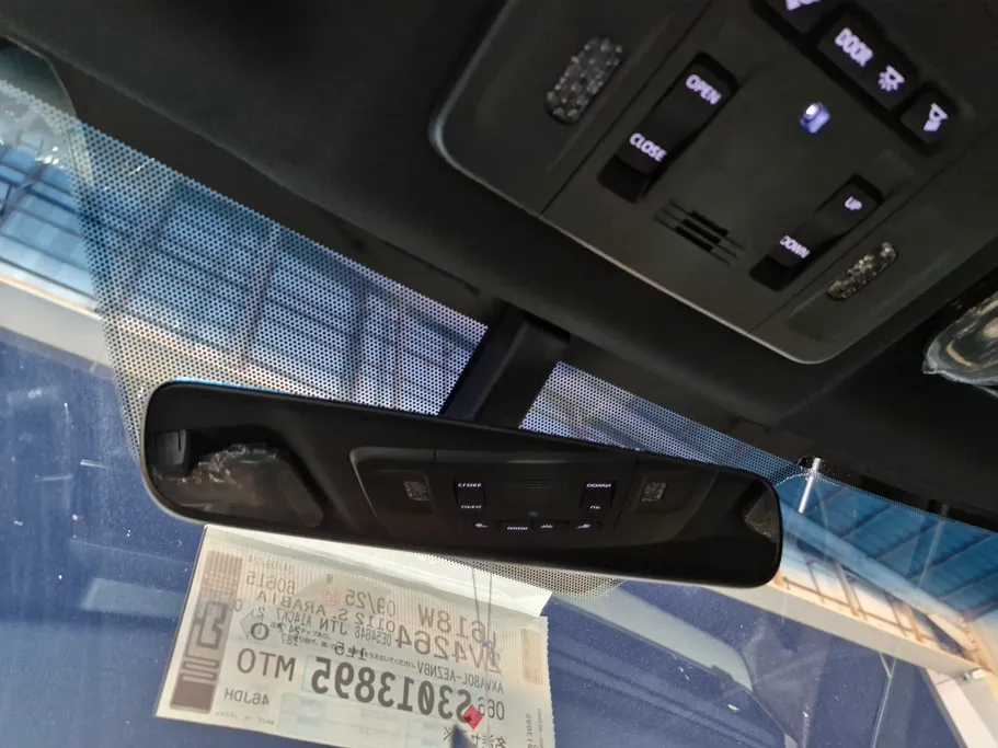 تويوتا كامري LE 2025 