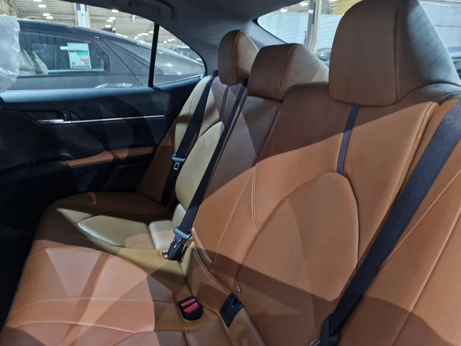 تويوتا كامري جراندي 2024 