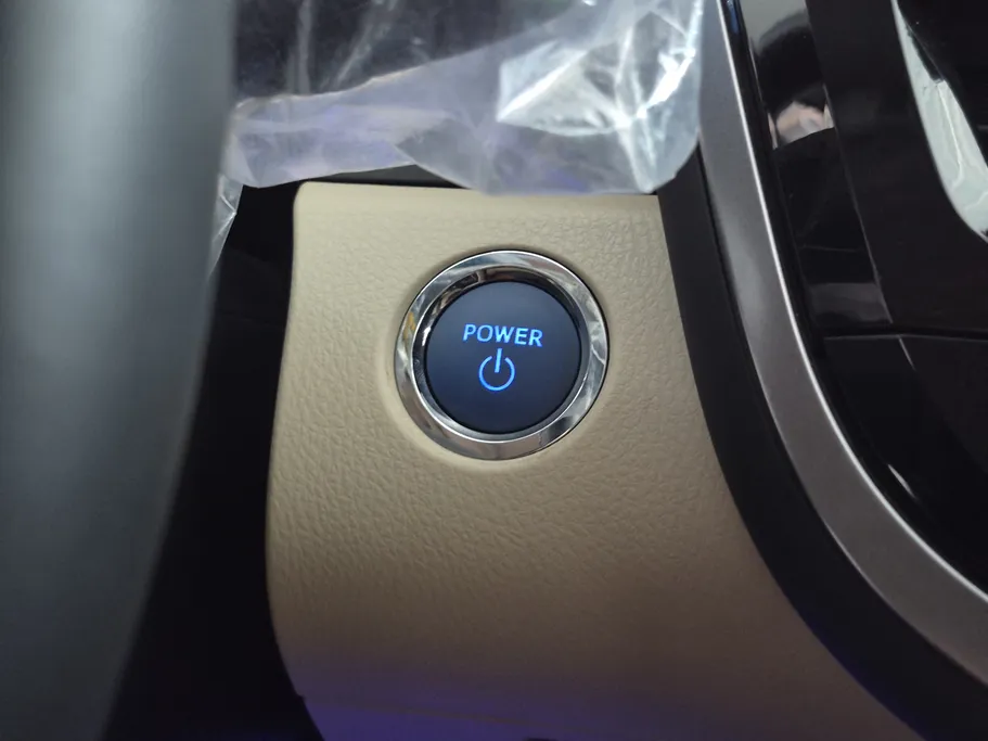 تويوتا كامري GLE HEV  2024 