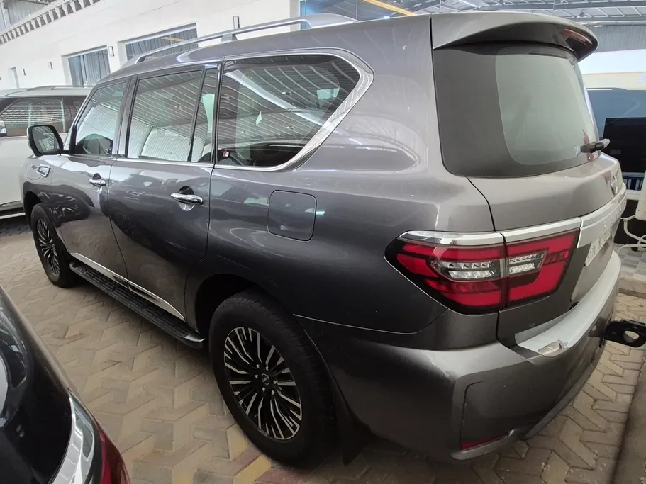 نيسان باترول SE Platinum 2023 