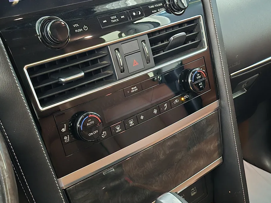 نيسان باترول SE Platinum 2023 