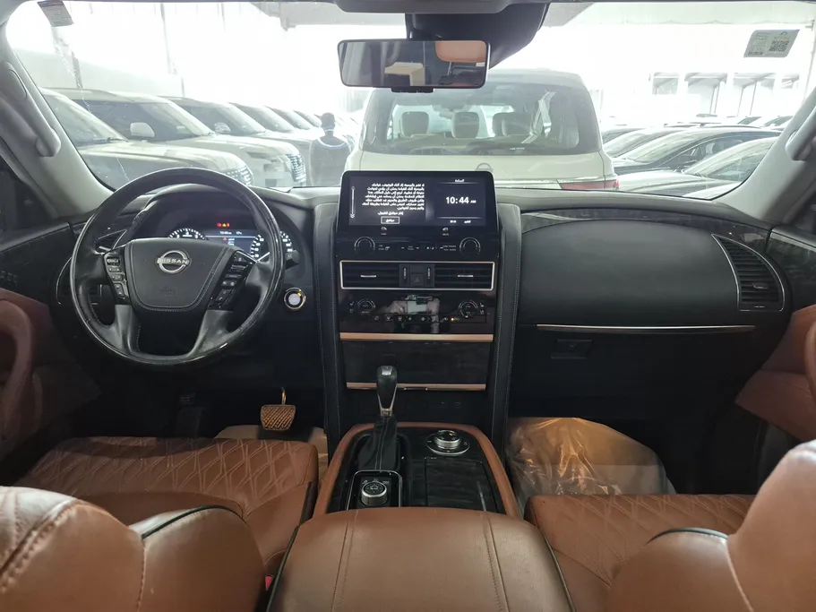 2022 Nissan Patrol Platinum 