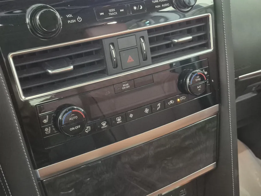 2022 Nissan Patrol Platinum 