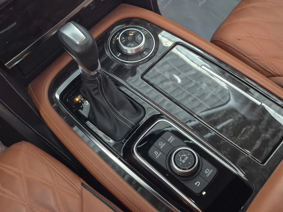 2022 Nissan Patrol Platinum 