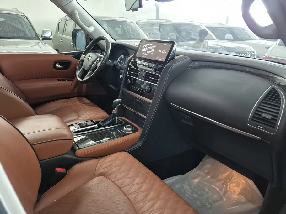 2022 Nissan Patrol Platinum 