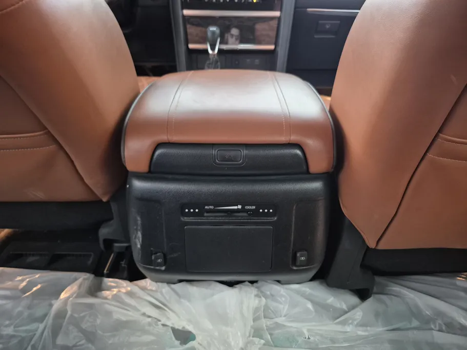 2022 Nissan Patrol Platinum 