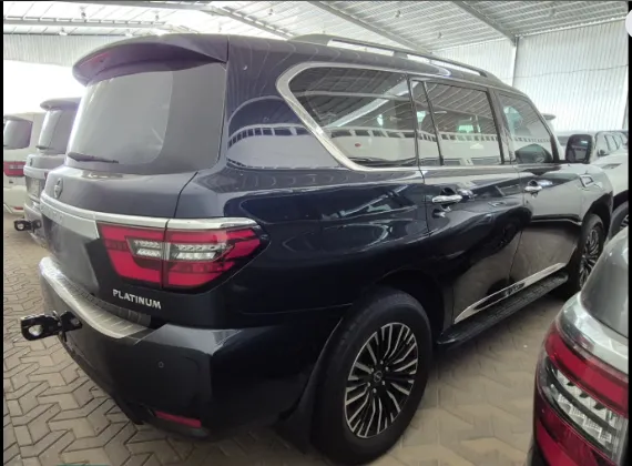 2023 Nissan Patrol Platinum 