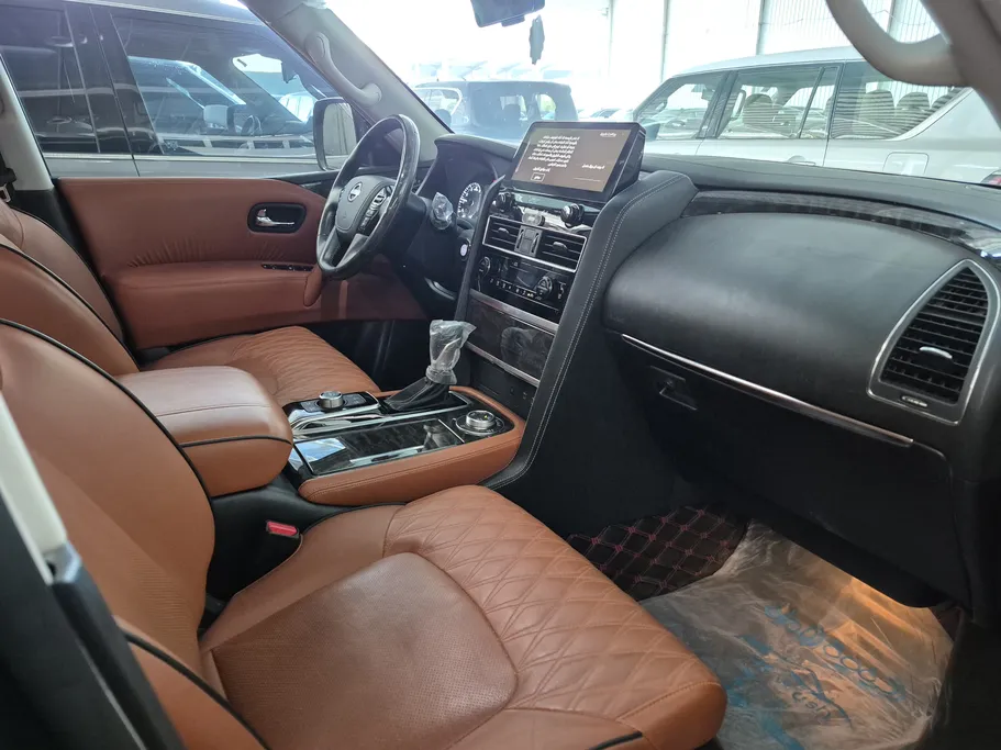 2023 Nissan Patrol Platinum 