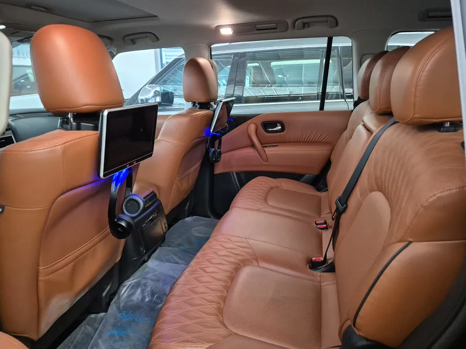 2023 Nissan Patrol Platinum 