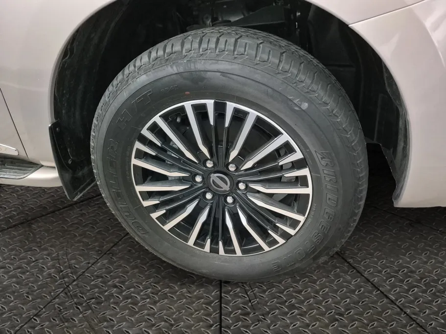 2023 Nissan Patrol Platinum 
